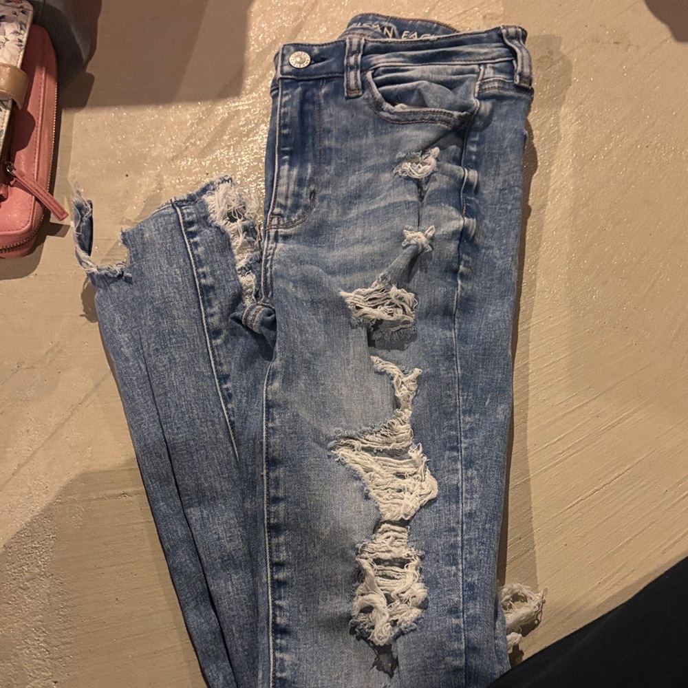 American Eagle Outfitters Ripped Blue Jeans